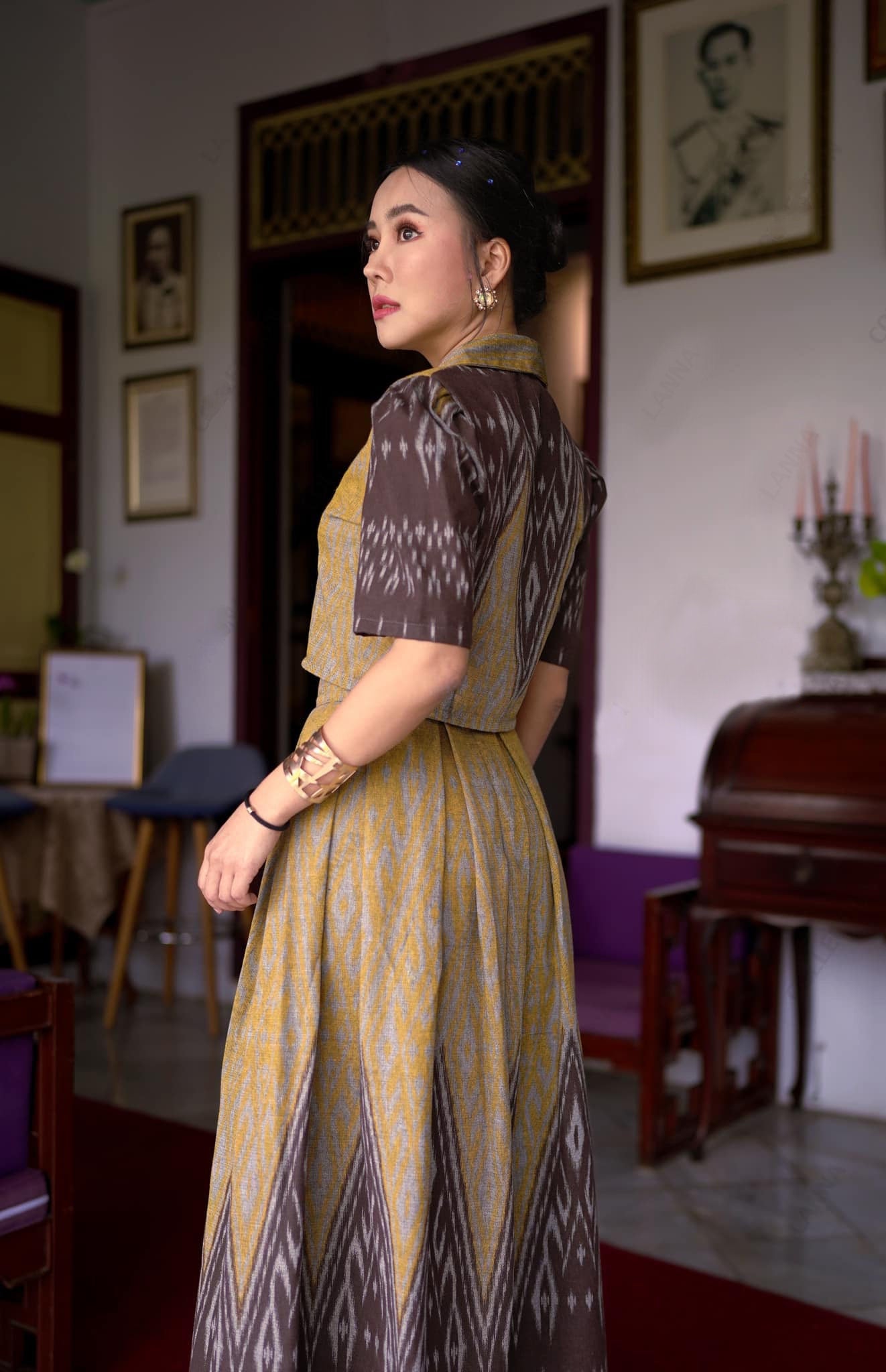 Vintage Lanna TRADITIONAL CLOTHES SET Available In Three Colors – Thailand Vintage Skirt And Blouse Clothe Set For Women