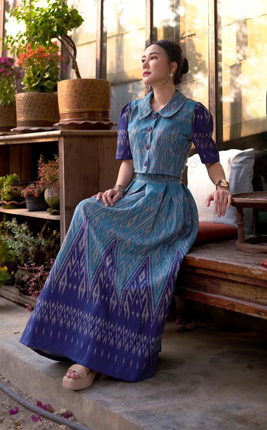 Vintage Lanna TRADITIONAL CLOTHES SET Available In Three Colors – Thailand Vintage Skirt And Blouse Clothe Set For Women